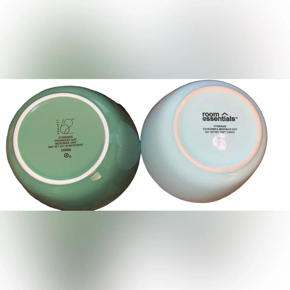 Lot Of 2 Target Stonewear Bowls Green & Light Green Cereal Salad Serving